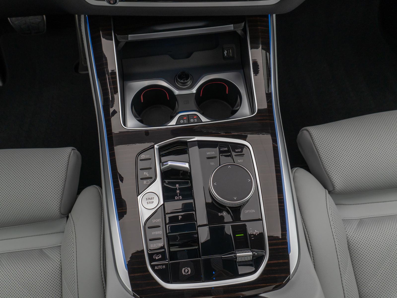 BMW X5 xD50e M Sport Panorama 360°HUD DAB H/K SoftCL