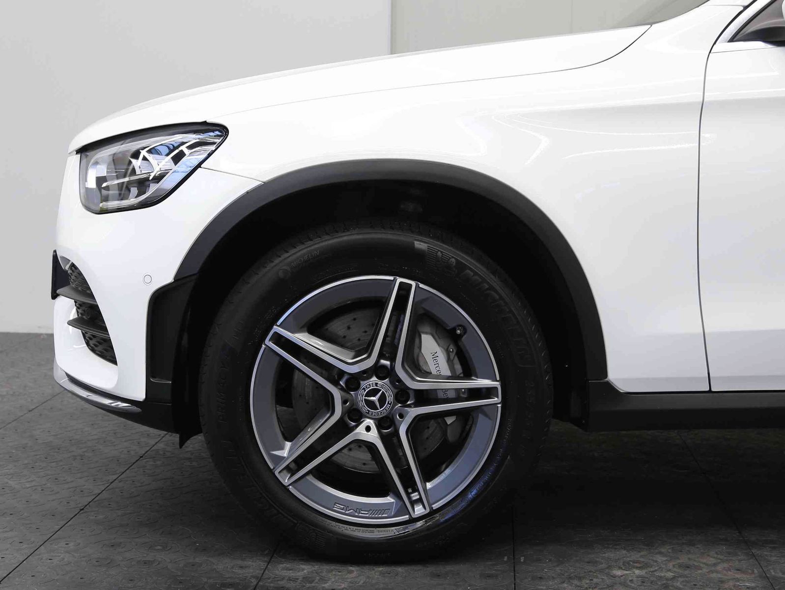 Mercedes-Benz GLC 300 de 4M AMG - Samsaru's Car Outlet
