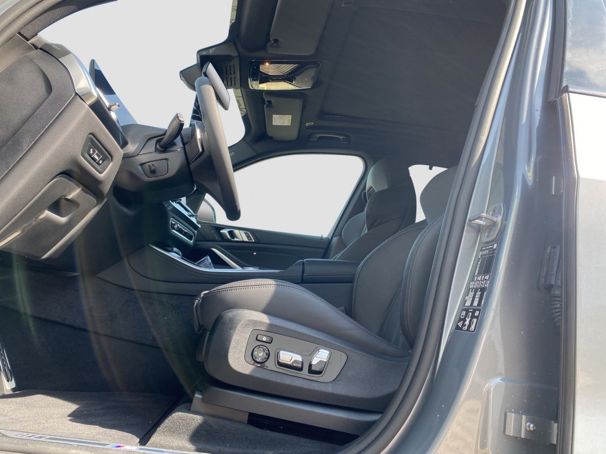 BMW X5 xDrive30d M-Sport PRO UPE: 123.840 EUR M-Spor