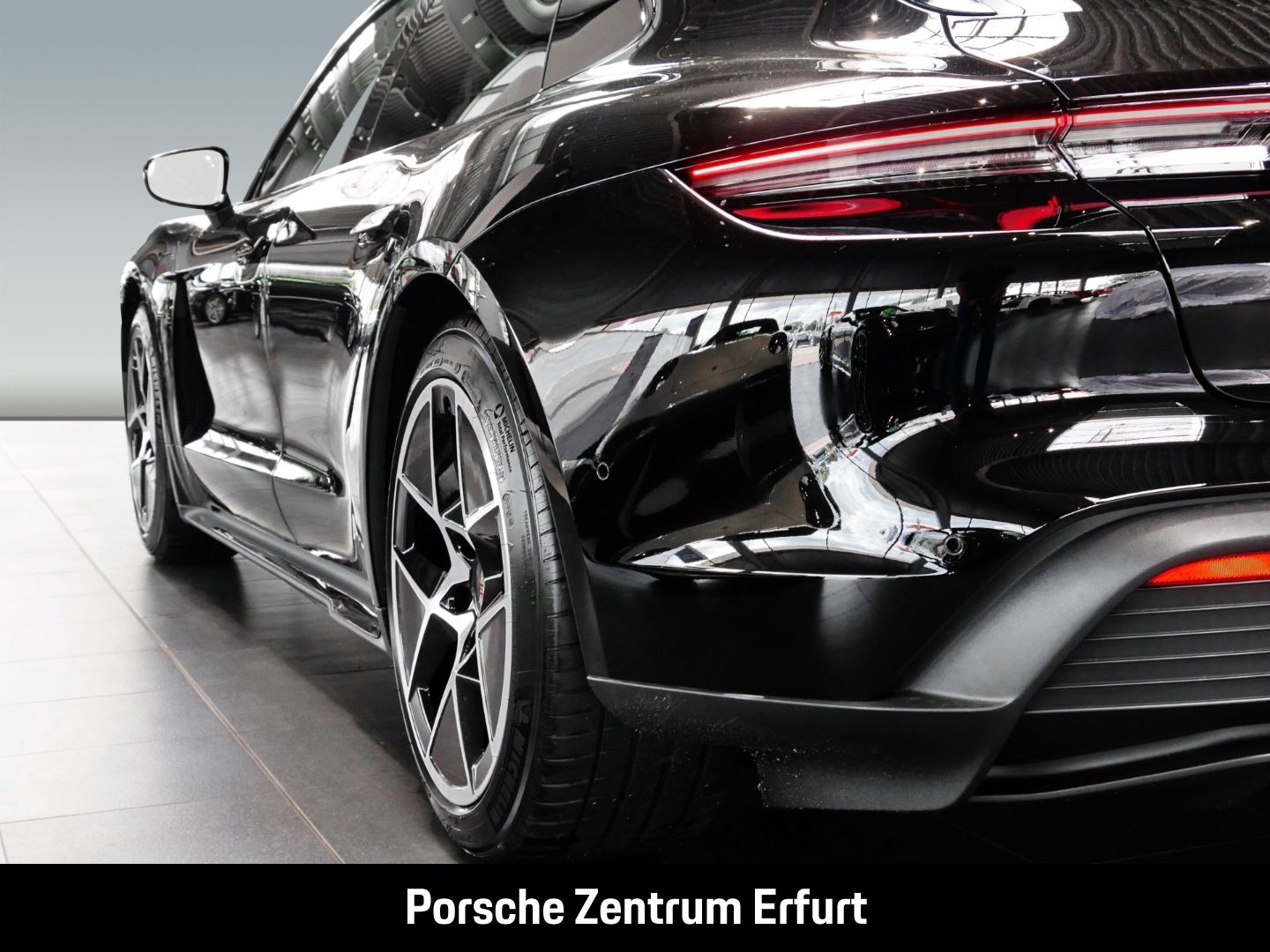 Porsche Taycan Sport Turismo/Performancebatterie Plus/So