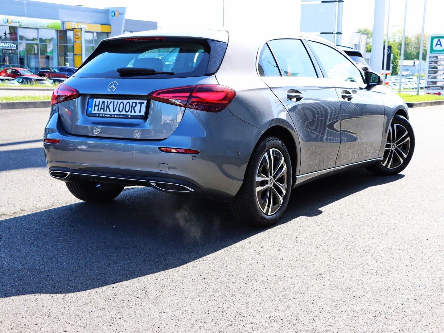 Mercedes-Benz A 200 Progressive - Samsaru's Car Outlet
