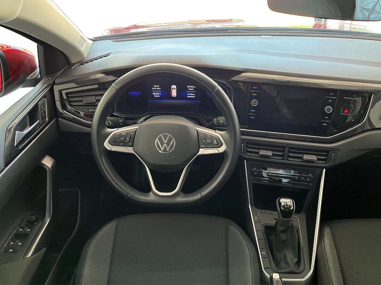 Volkswagen Taigo 1.0 TSI Life - Samsaru's Car Outlet