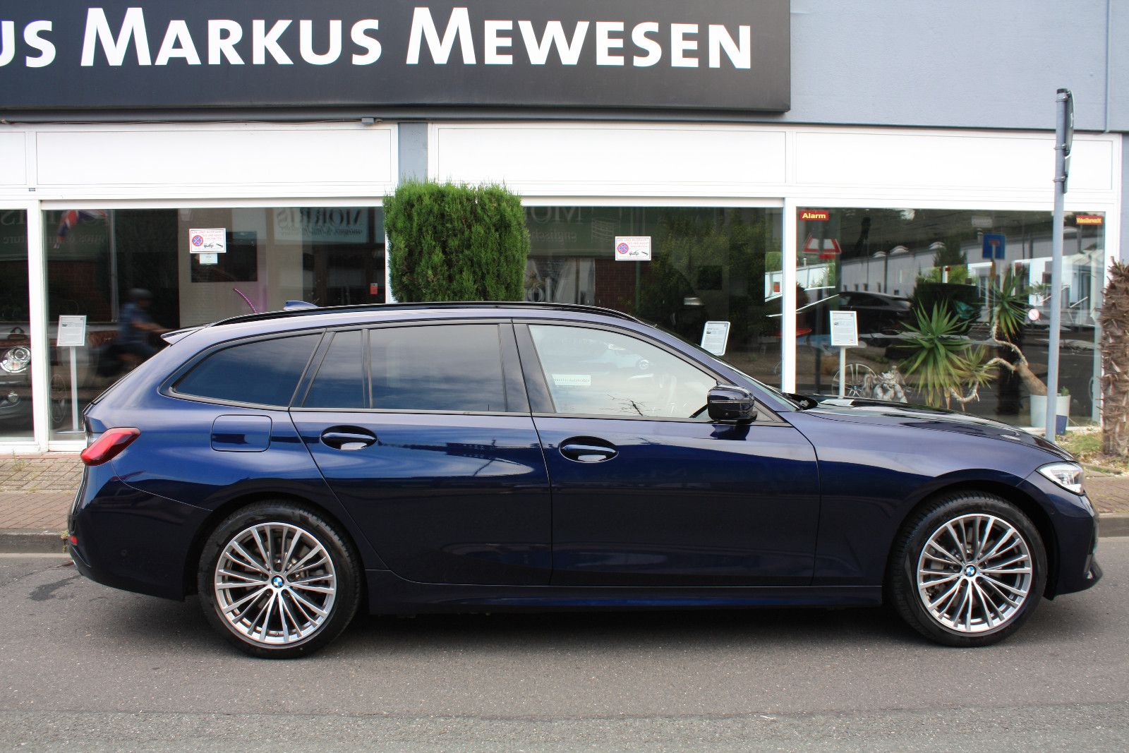 BMW 330 3 Touring 330 e xDrive Sport Line