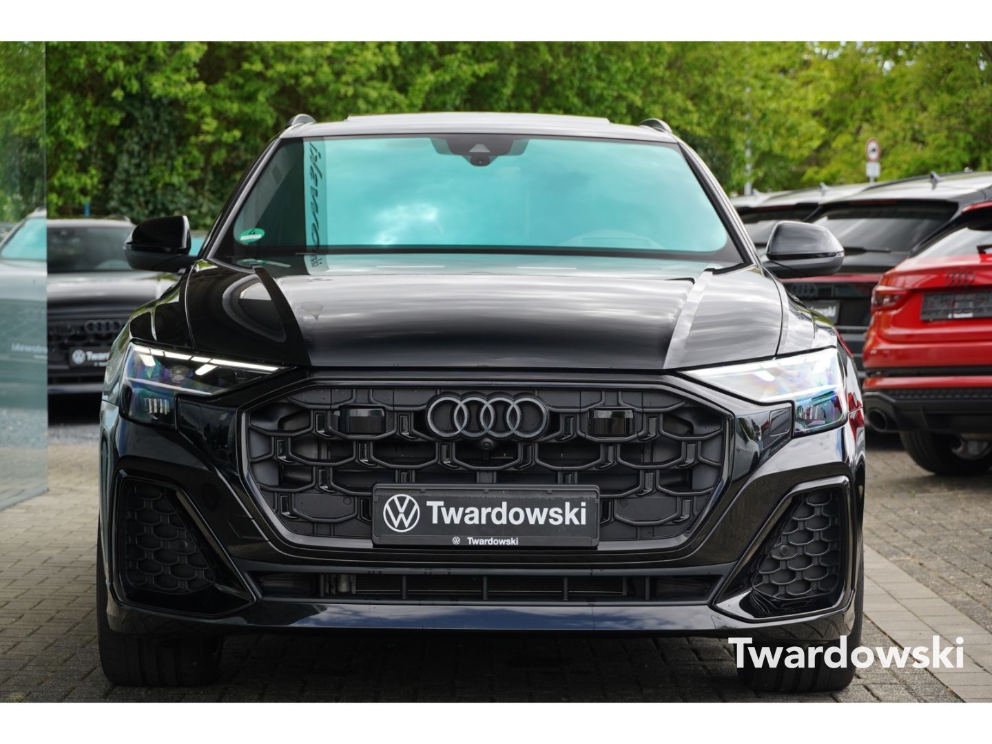 Audi Q8 50 TDI S line Pano HUD Matrix 23'' B&O AHK 36
