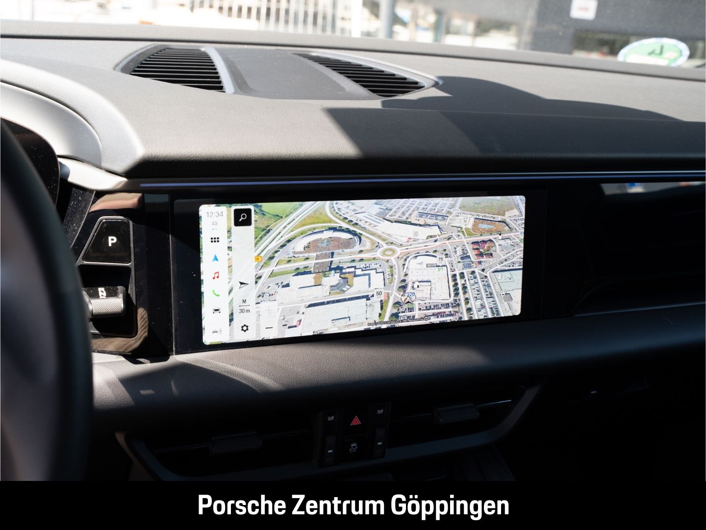 Porsche Macan BOSE InnoDrive LED-Matrix Panoramadach