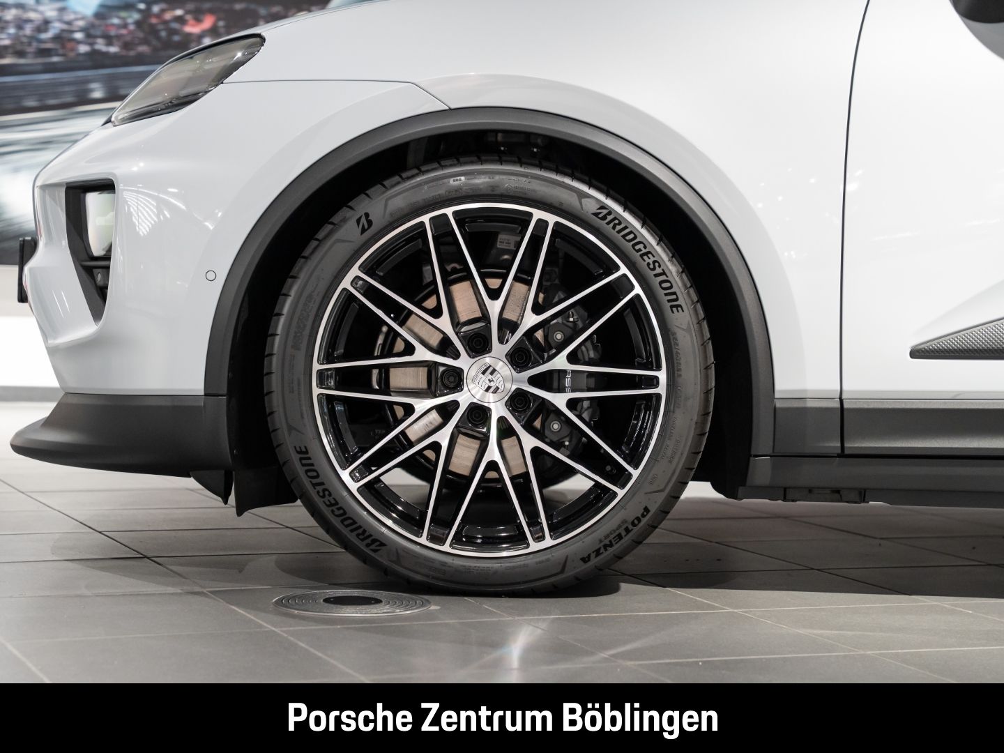 Porsche Macan 4 InnoDrive HeadUp LEDmatrix Panorama BOSE