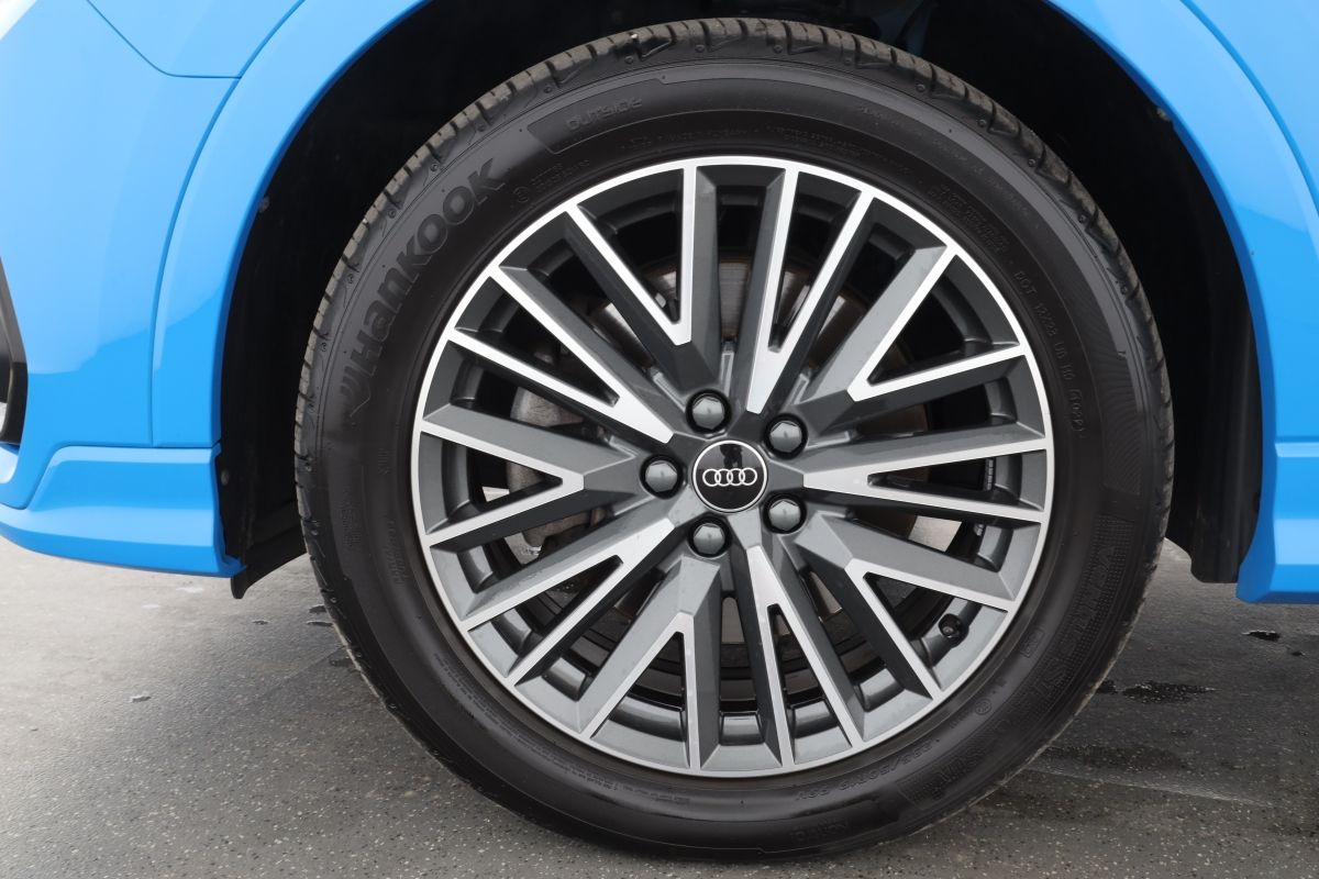 Audi Q3 40 TDI quattro S line - Samsaru's Car Outlet