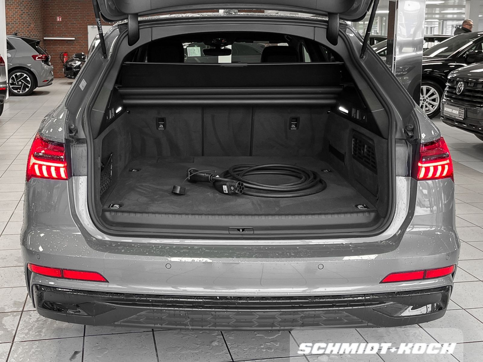 Audi A6 Avant 55 TFSI e quattro S line S-tronic NAVII