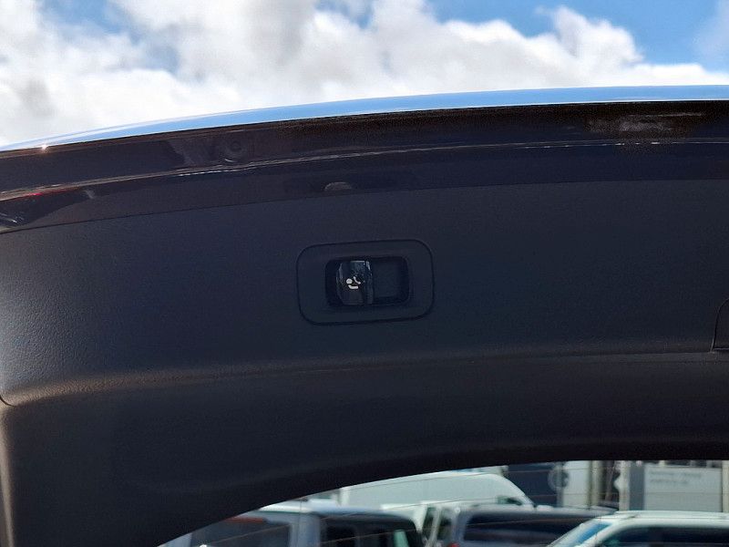 Mercedes-Benz GLC 200 d 4M AMG - Samsaru's Car Outlet