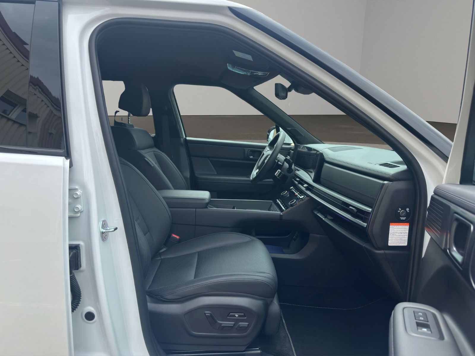 Hyundai SANTA FE 1.6 T-GDI PHEV BLACKLINE - Samsaru's Car Outlet