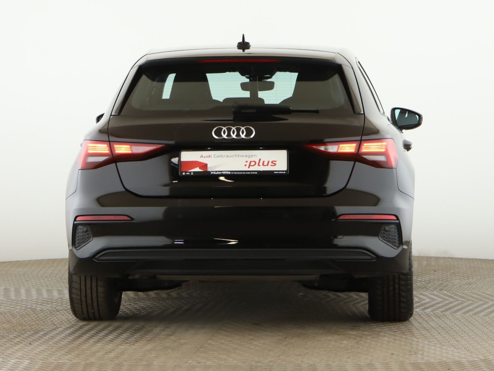 Audi A3 Sportback 40 TFSIe *HYBRID*AHK*LED*PDC*MMI-Pl