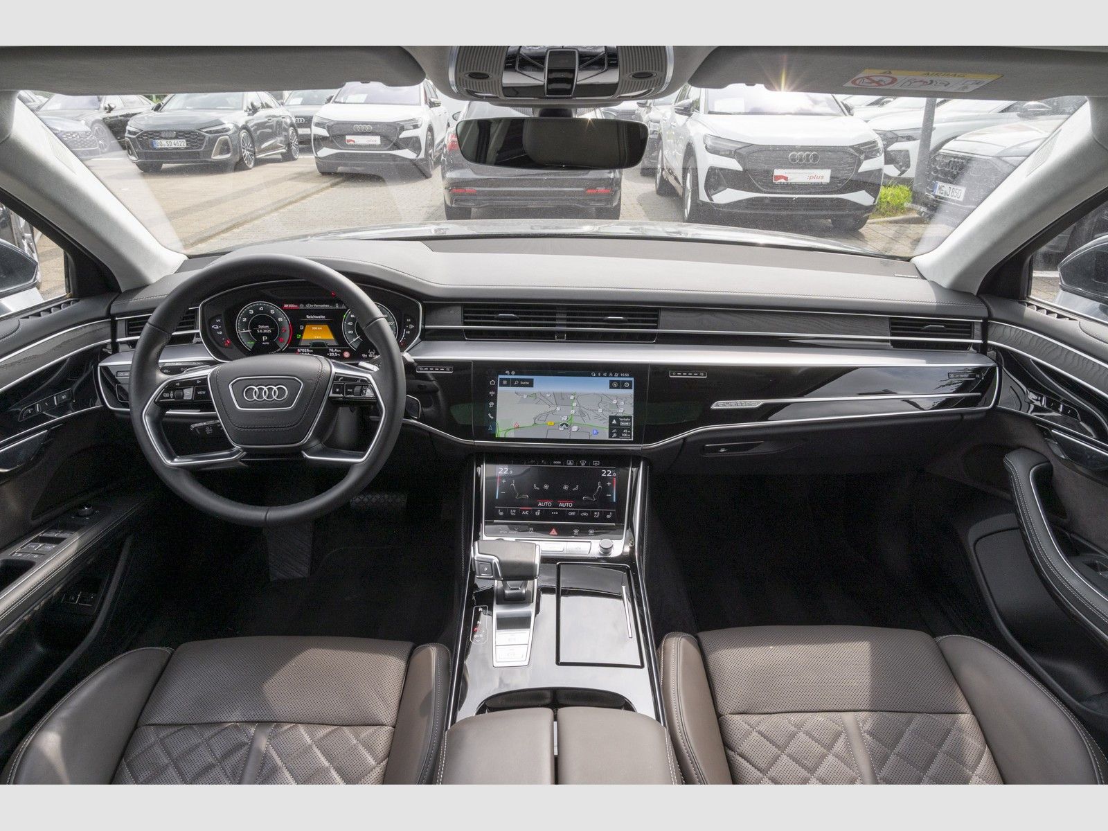 Audi A8 L 60TFSIe - Samsaru's Car Outlet