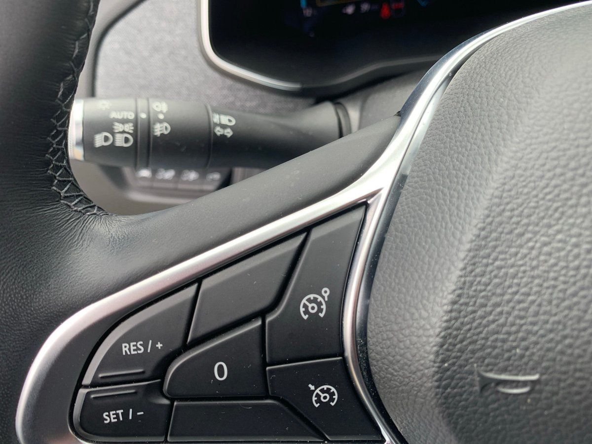 Renault ZOE EXPERIENCE R135 Z.E. 50 - Samsaru's Car Outlet