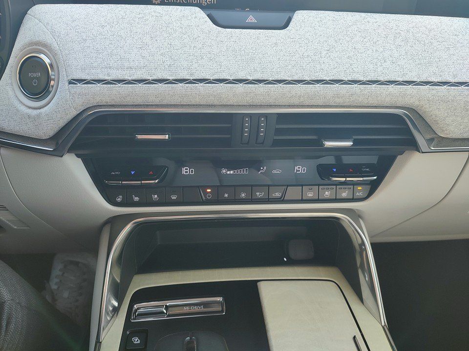 Mazda CX-60 e-Skyactiv PHEV Takumi CON DRI COM PAN