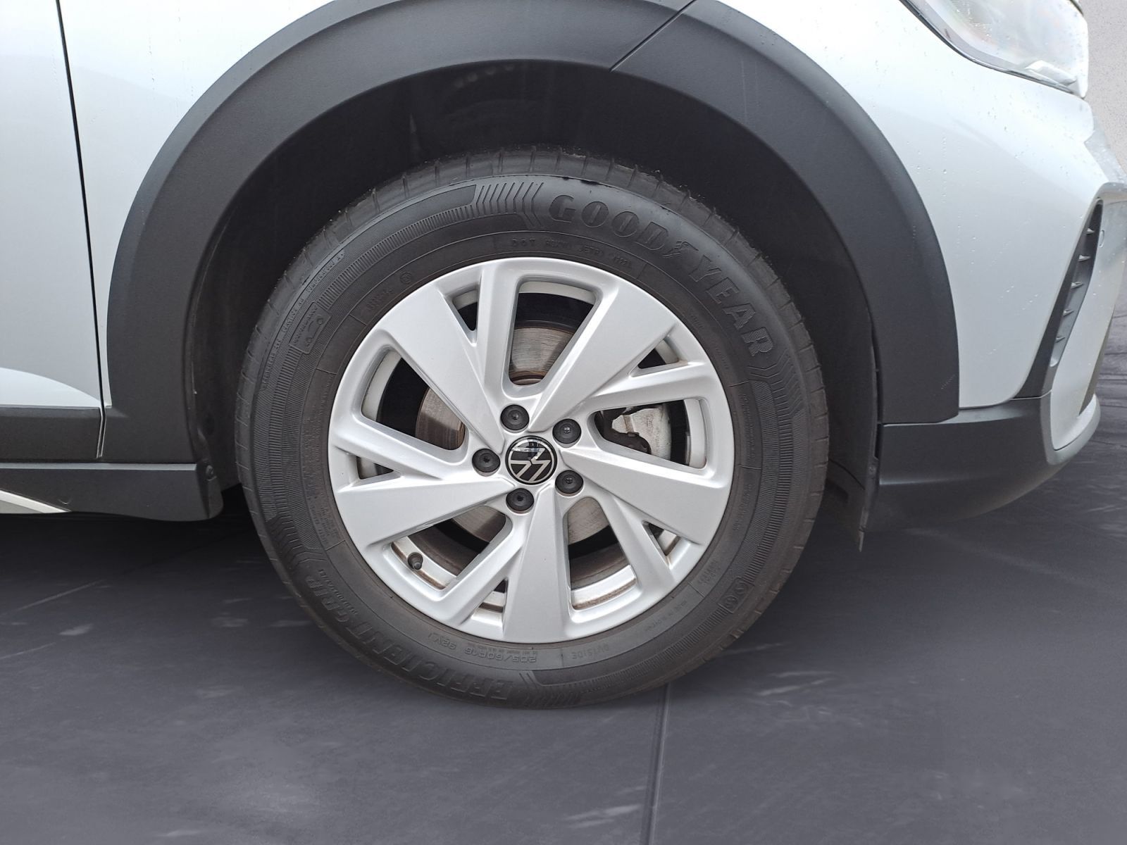 Volkswagen Taigo 1.0 TSI OPF Life - Samsaru's Car Outlet