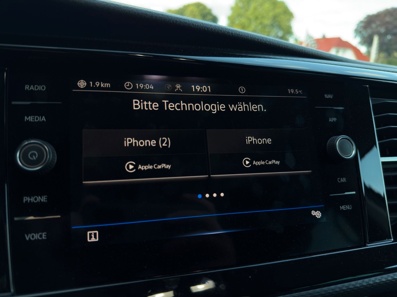 Volkswagen T6.1 Multivan - Samsaru's Car Outlet
