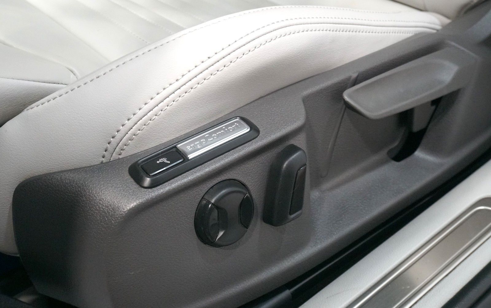 Volkswagen Passat Variant Alltrack 4Motion*ACC*RFK*MATRIX*