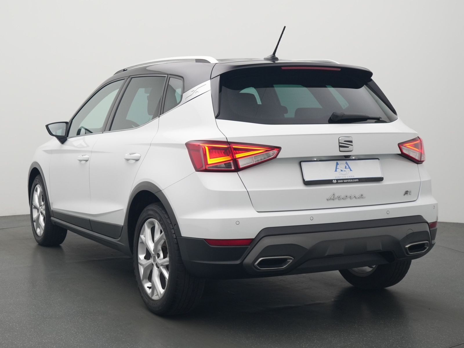 Seat Arona FR-Line DSG - Samsaru's Car Outlet