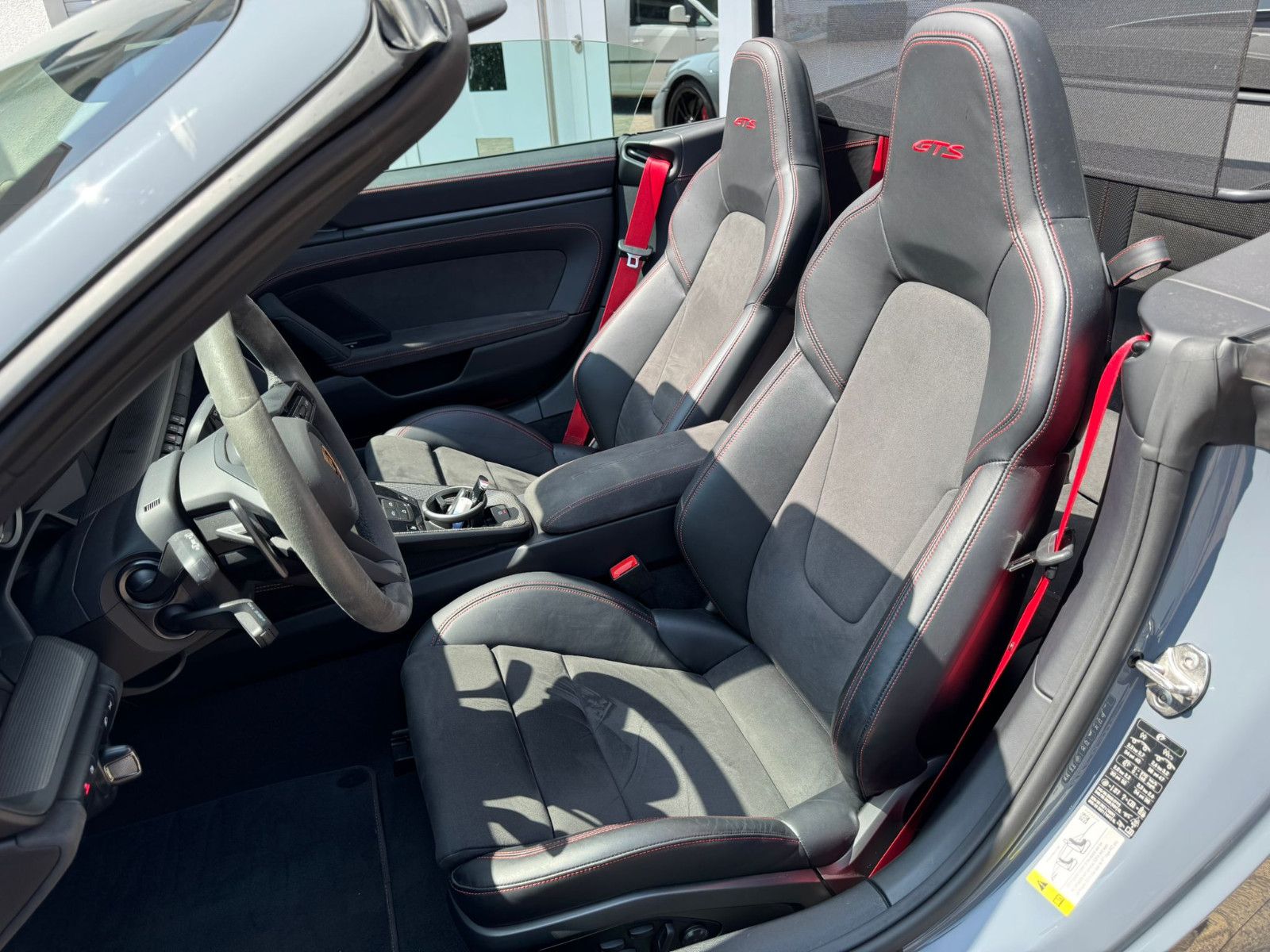 Porsche GTS; Cabrio; NP 208.000; Burmester uvm.