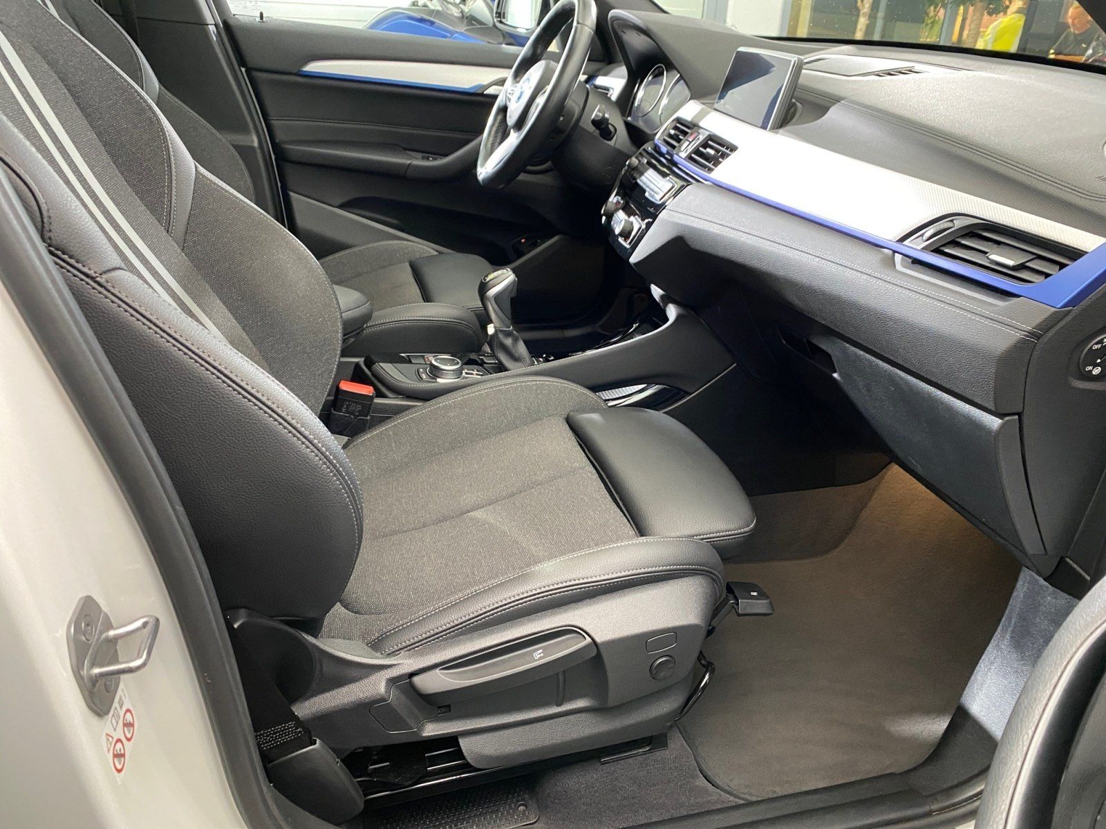 BMW X1 xDrive25e M Sport - Samsaru's Car Outlet
