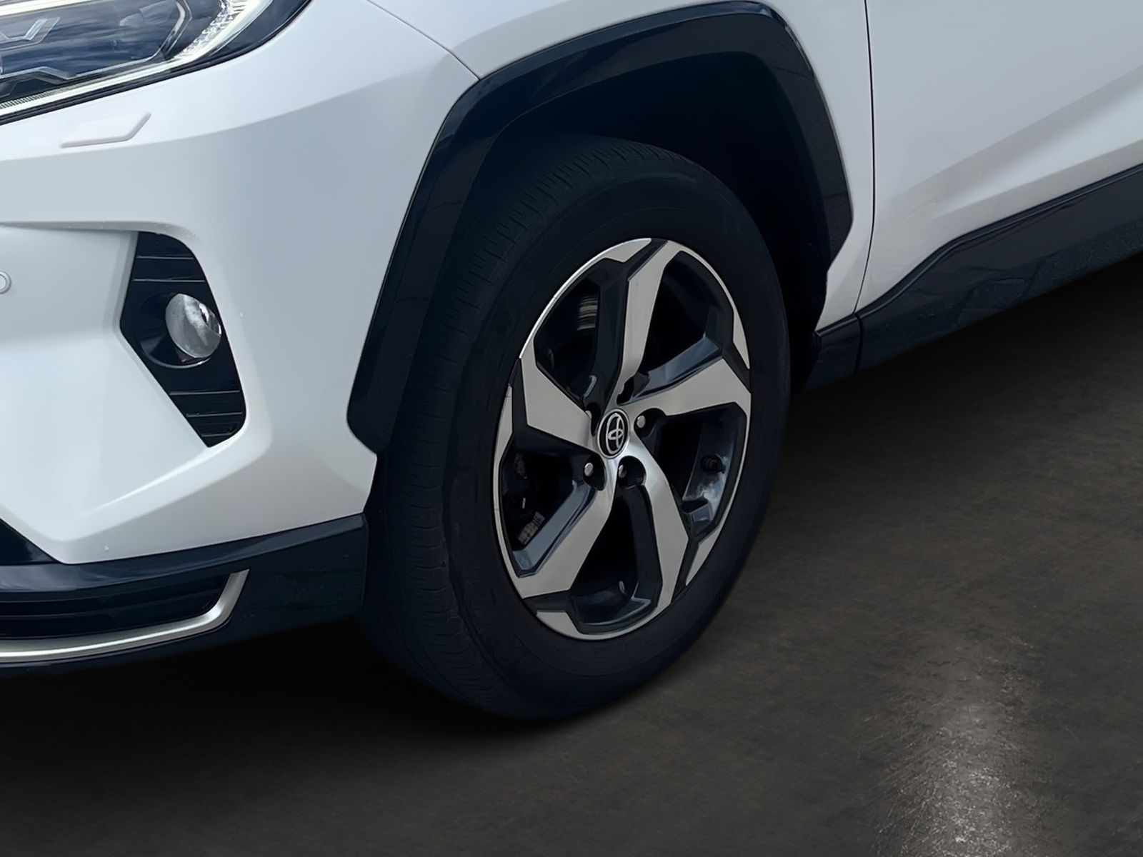 Toyota RAV 4 2.5 Plug-in Hybrid 4x4,Technik,Nav,LED,AHK