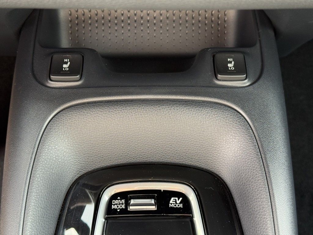 Toyota Corolla Kombi 140PS Hybrid Edition *LED-Licht*