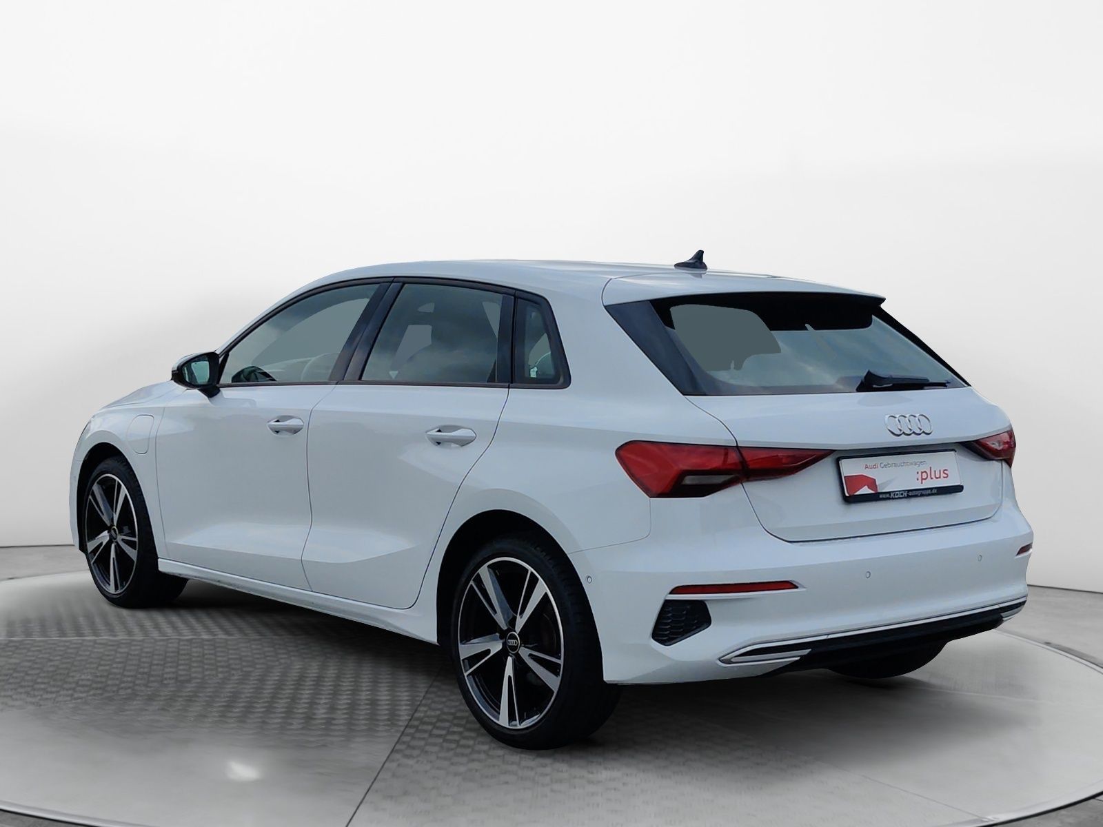 Audi A3 Sportback 40 TFSI e S-Tronic Advanced - Samsaru's Car Outlet