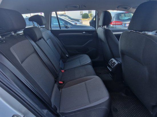 Volkswagen Passat Variant 2.0 TDI DSG - Samsaru's Car Outlet