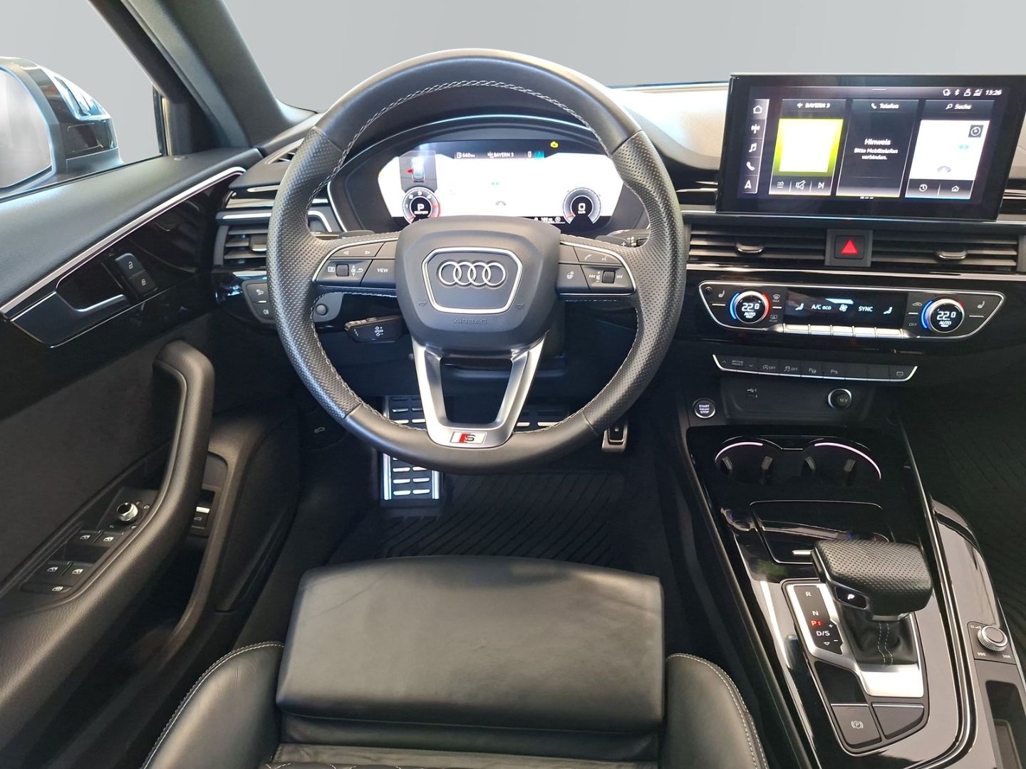 Audi A4 Avant 40 TDI quattro S line *Kamera*Keyless*