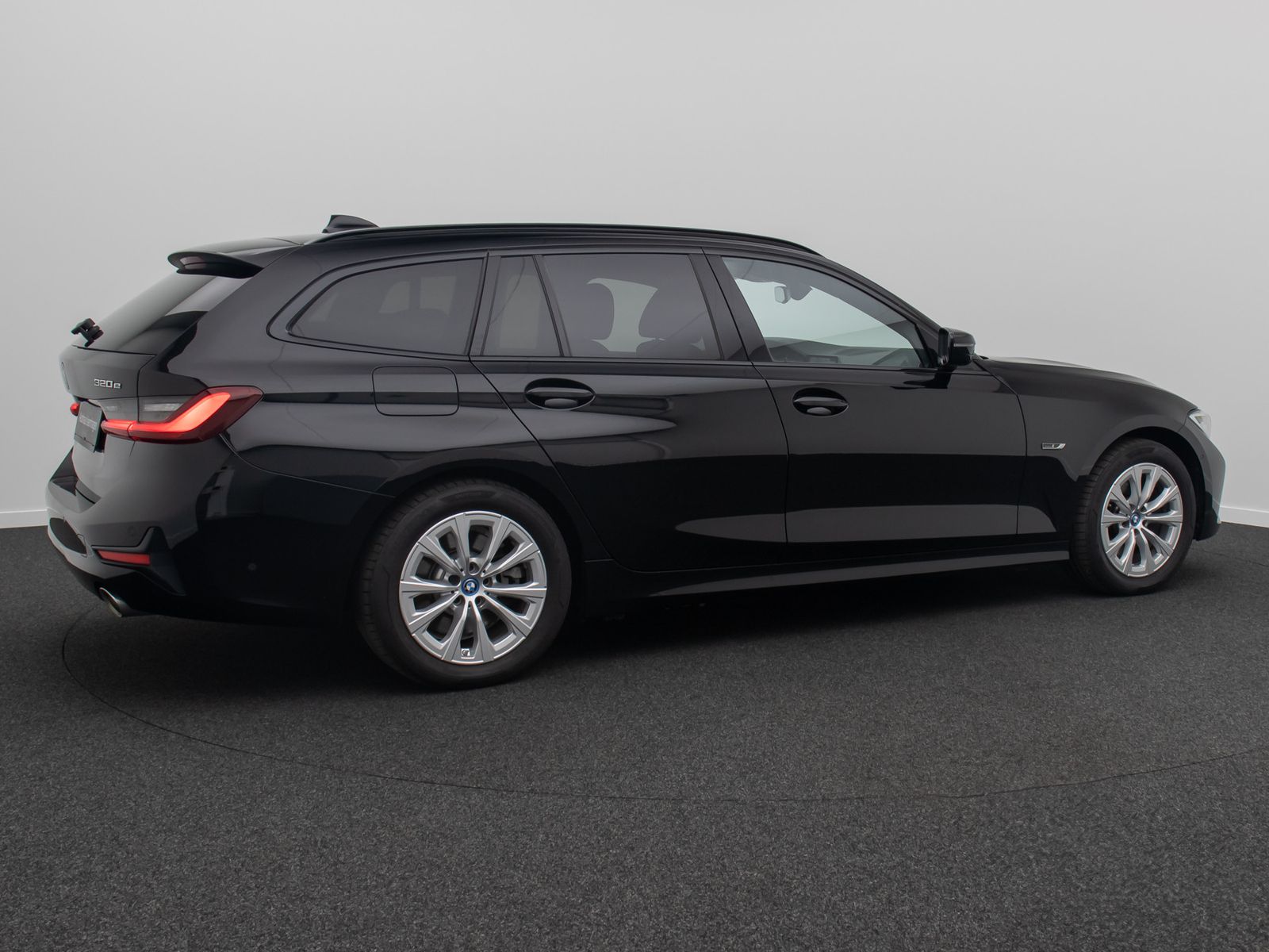 BMW 320e - Samsaru's Car Outlet