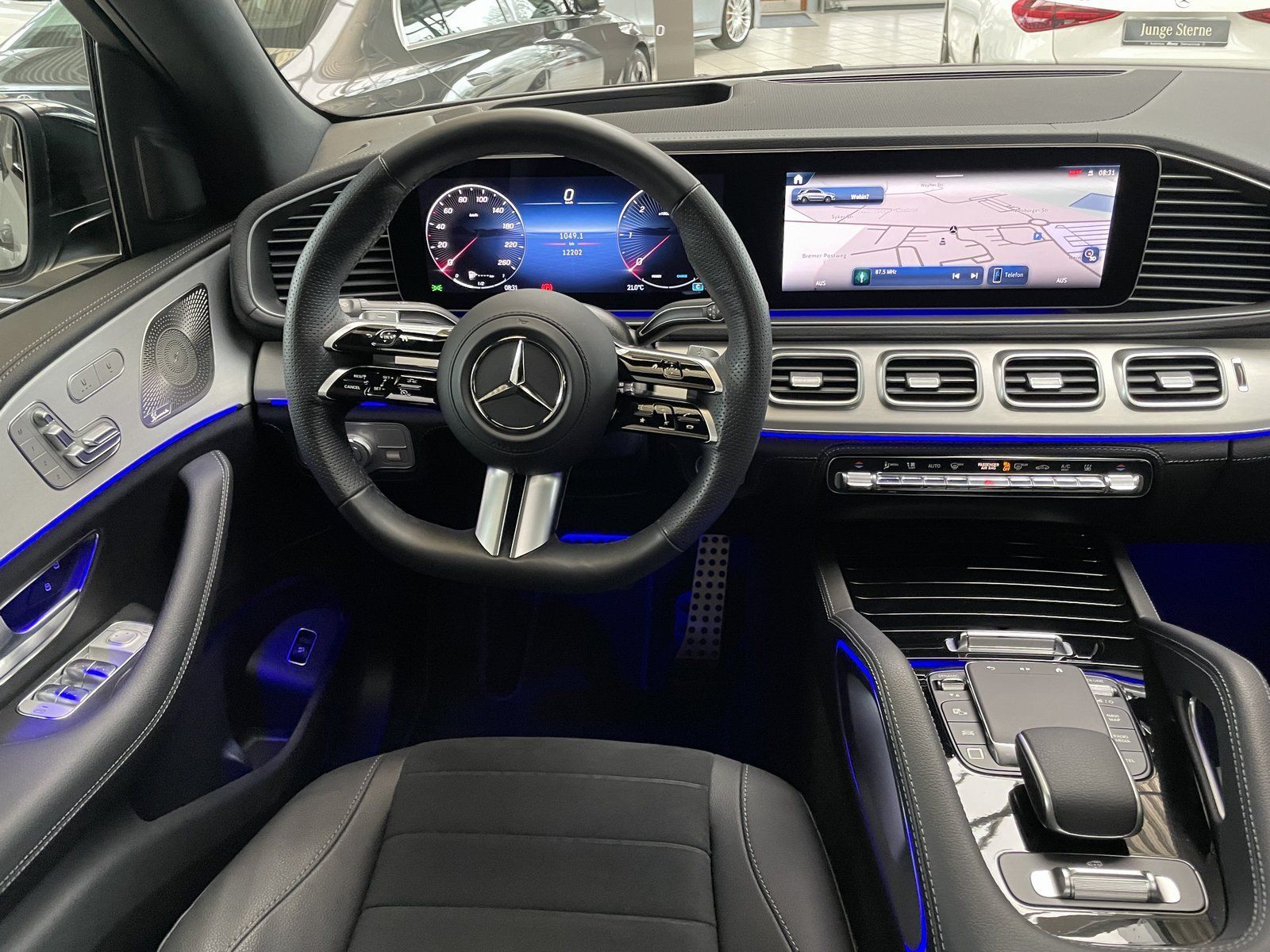Mercedes-Benz GLE 450 d 4MATIC AMG Night Pano HUD AHK Standhzg