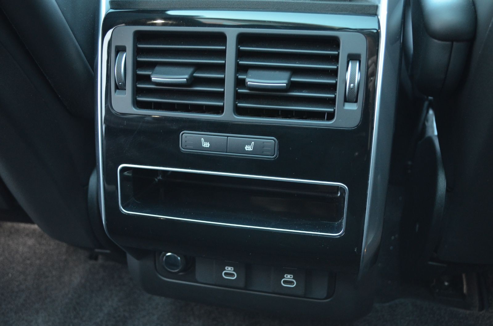 Range Rover Sport HSE Dynamic Stealth - Samsaru's Car Outlet