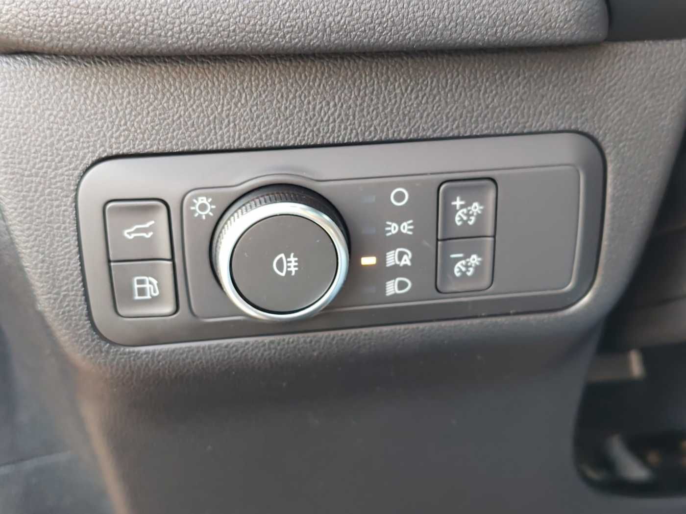 Ford Kuga PHEV ST-Line X AHK B&O ACC HuD Panoramadach