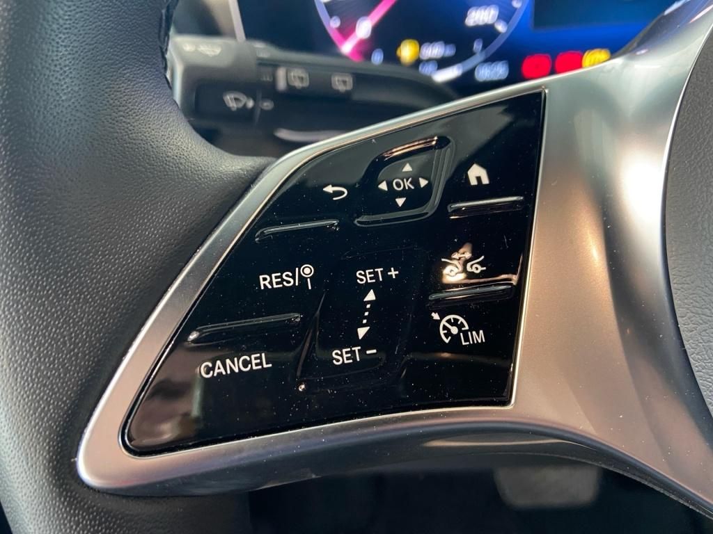 Mercedes-Benz V 300 d AVANTGARDE - Samsaru's Car Outlet