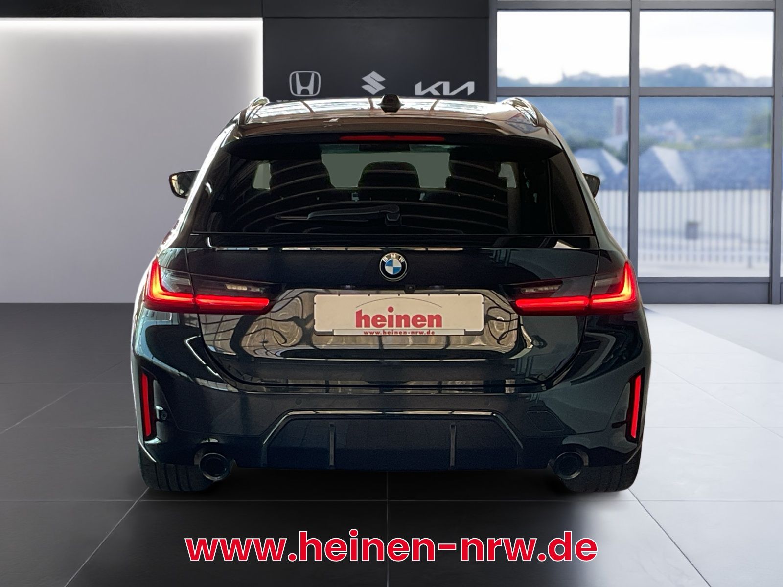 BMW 320d Touring xDrive M-Sport - Samsaru's Car Outlet