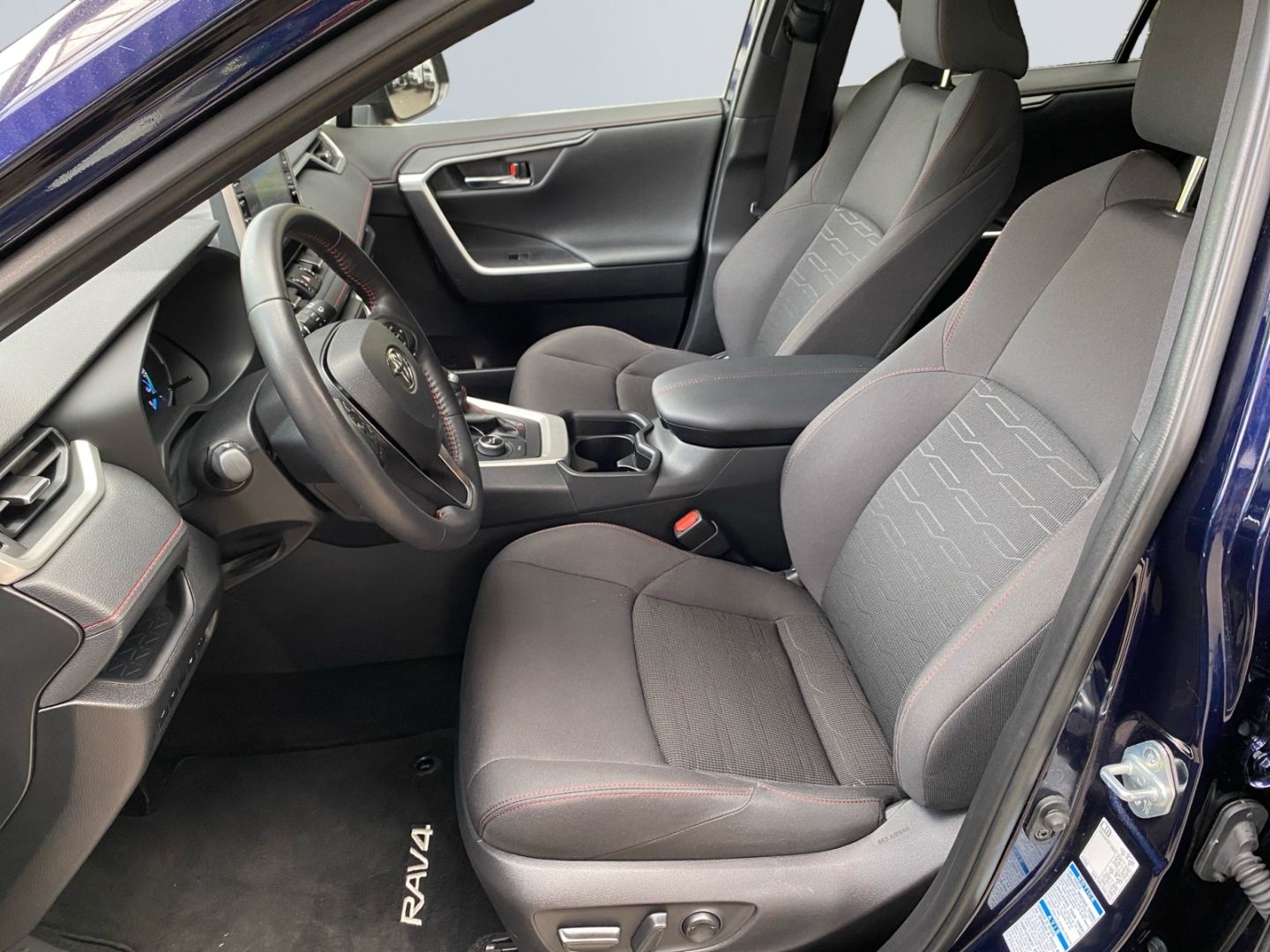 Toyota RAV 4 Plug-in Hybrid - Samsaru's Car Outlet