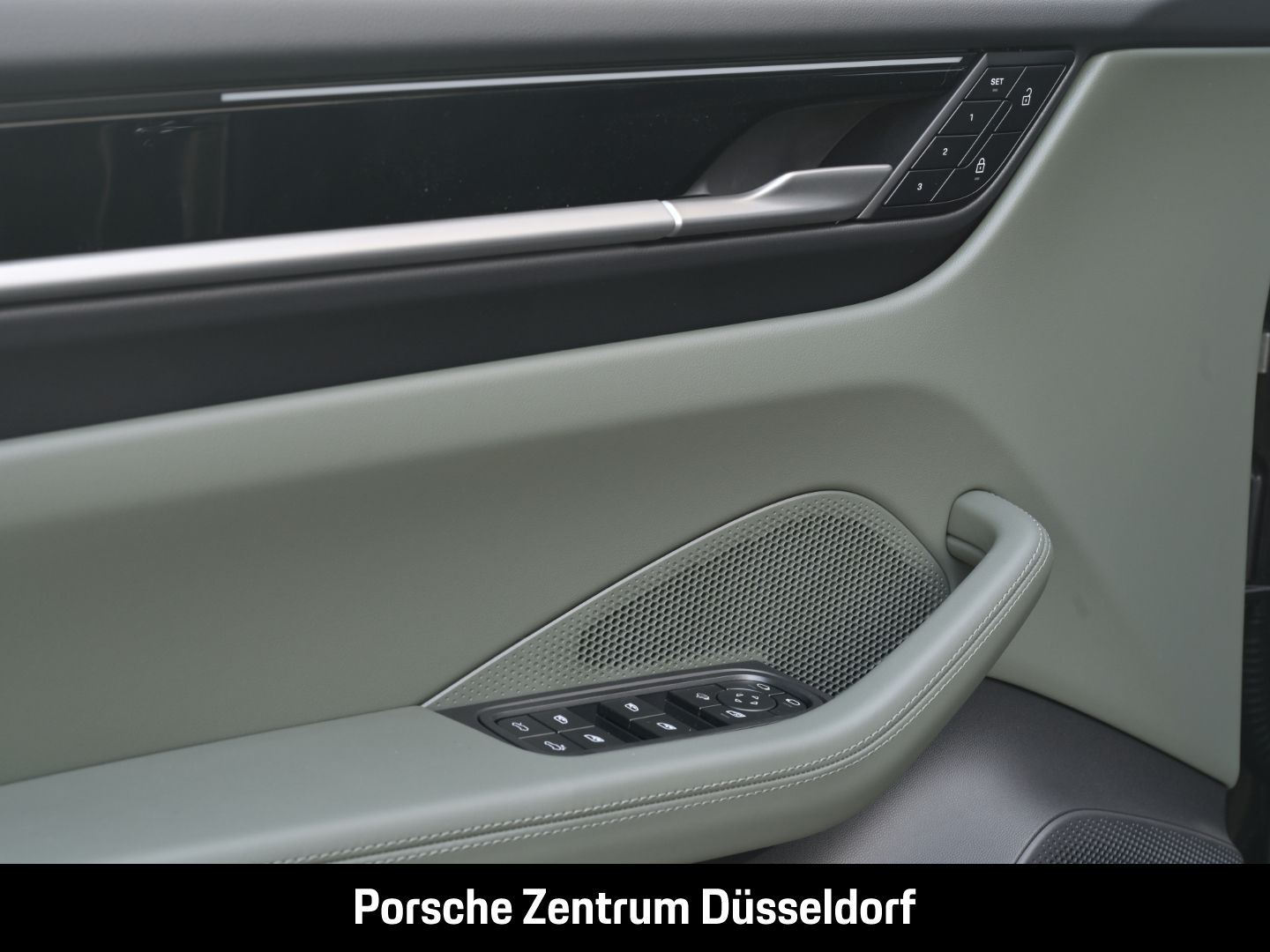 Porsche Macan 4S BOSE Panoramadach LED-Matrix InnoDrive
