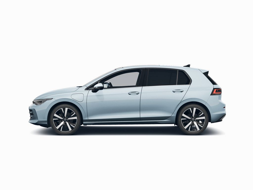 Volkswagen Golf VIII Style 1,5 l eHybrid DSG ACC PANO HUD