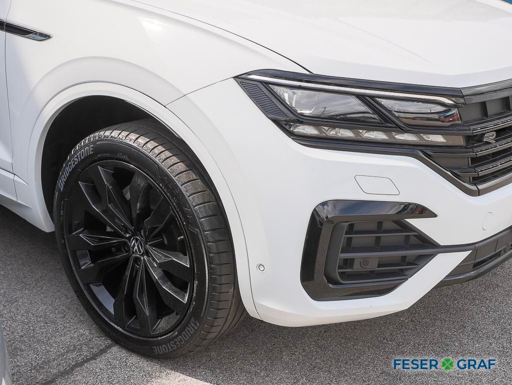 Volkswagen Touareg 3.0 TDI 4M R-Line Black - Samsaru's Car Outlet