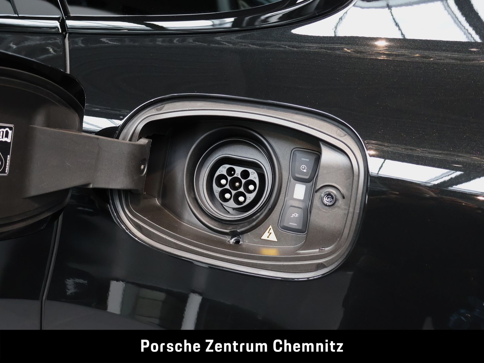 Porsche Cayenne E-Hybrid Luft;22Zoll;Pano;BOSE