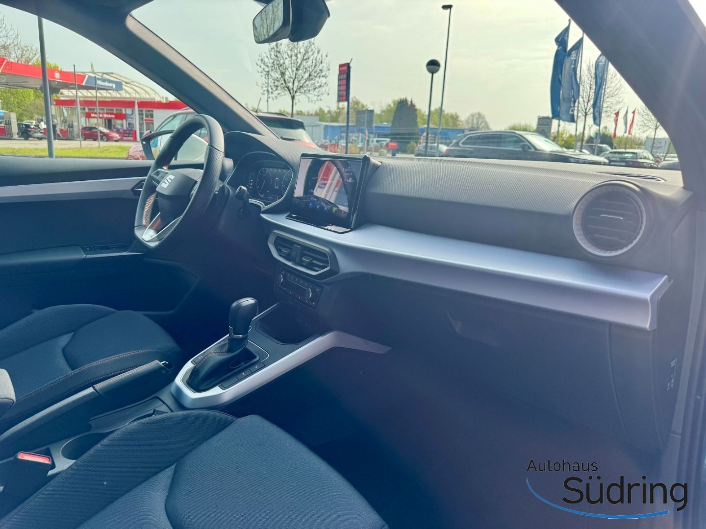 Seat Arona 1,0 TSI FR DSG AHK Navi Rückfk. ACC