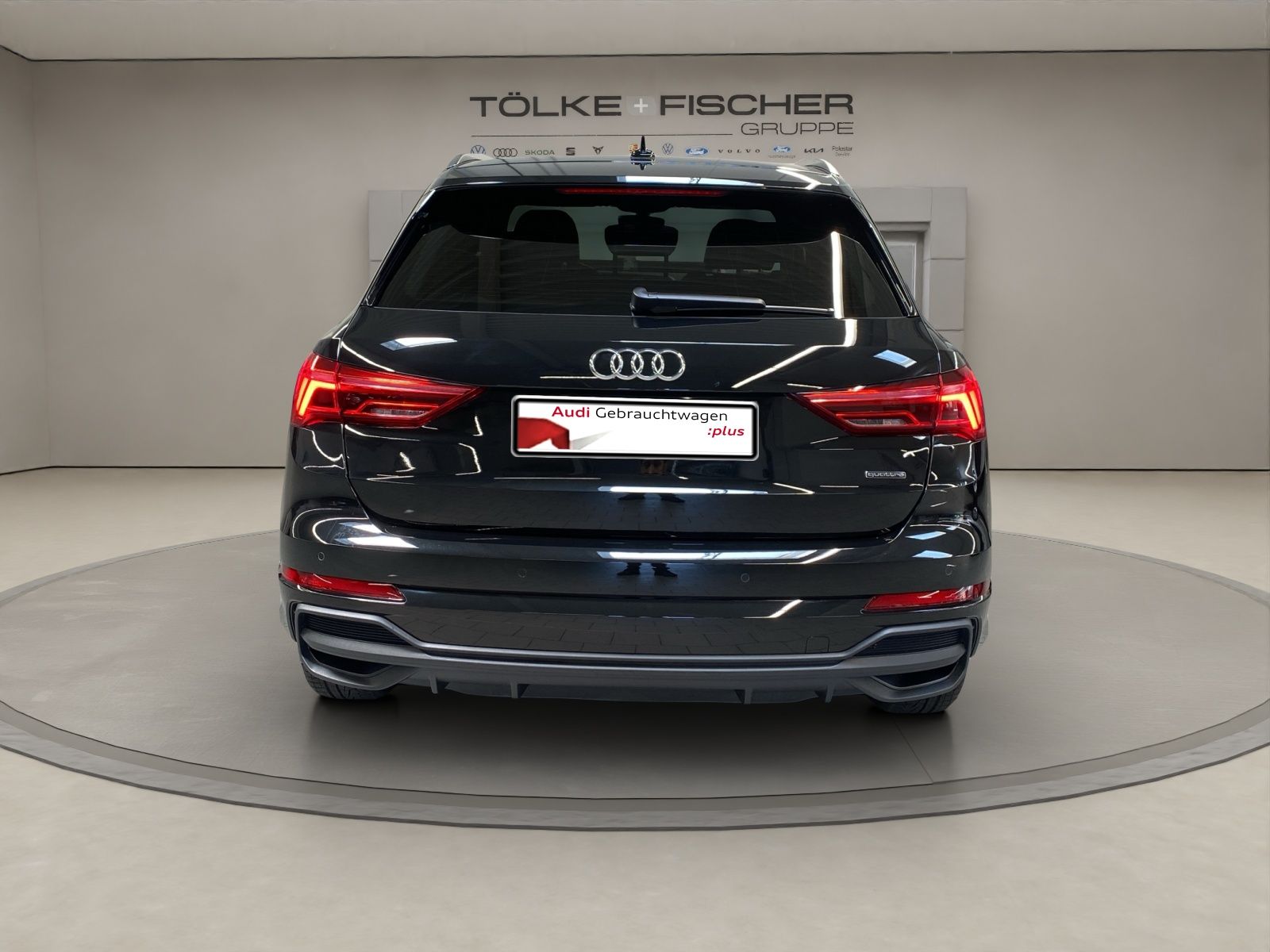 Audi Q3 40 2.0 TFSI quattro S-Line - Samsaru's Car Outlet