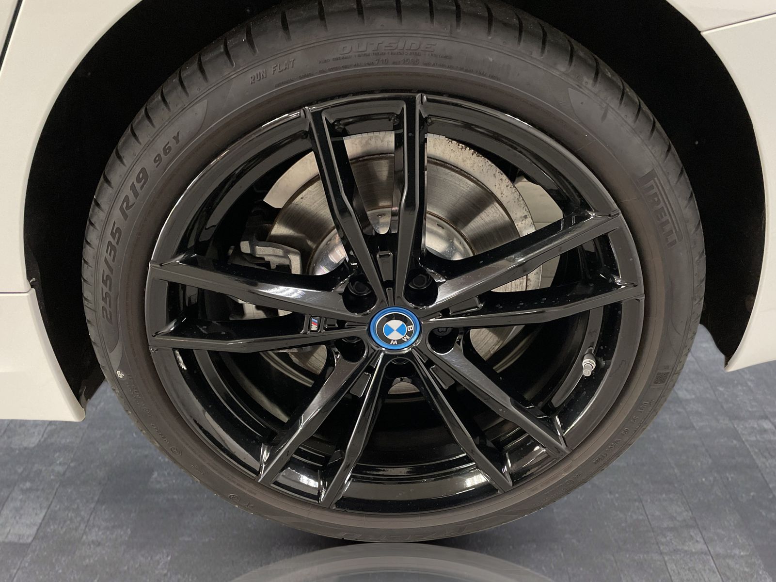 BMW 320e Limousine M Sport - Samsaru's Car Outlet