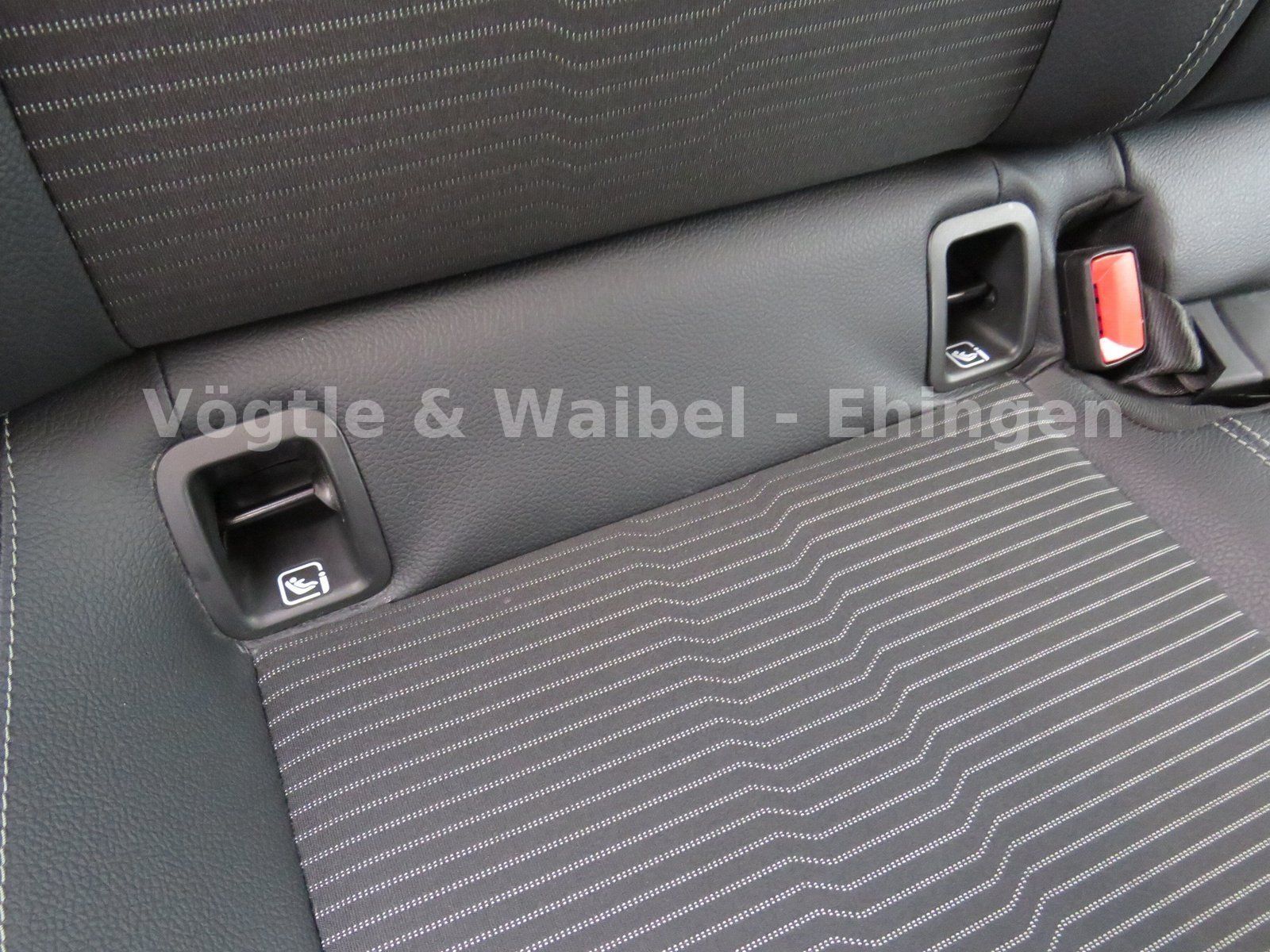 Mercedes-Benz CLA 200 PROGRESSIVE - Samsaru's Car Outlet