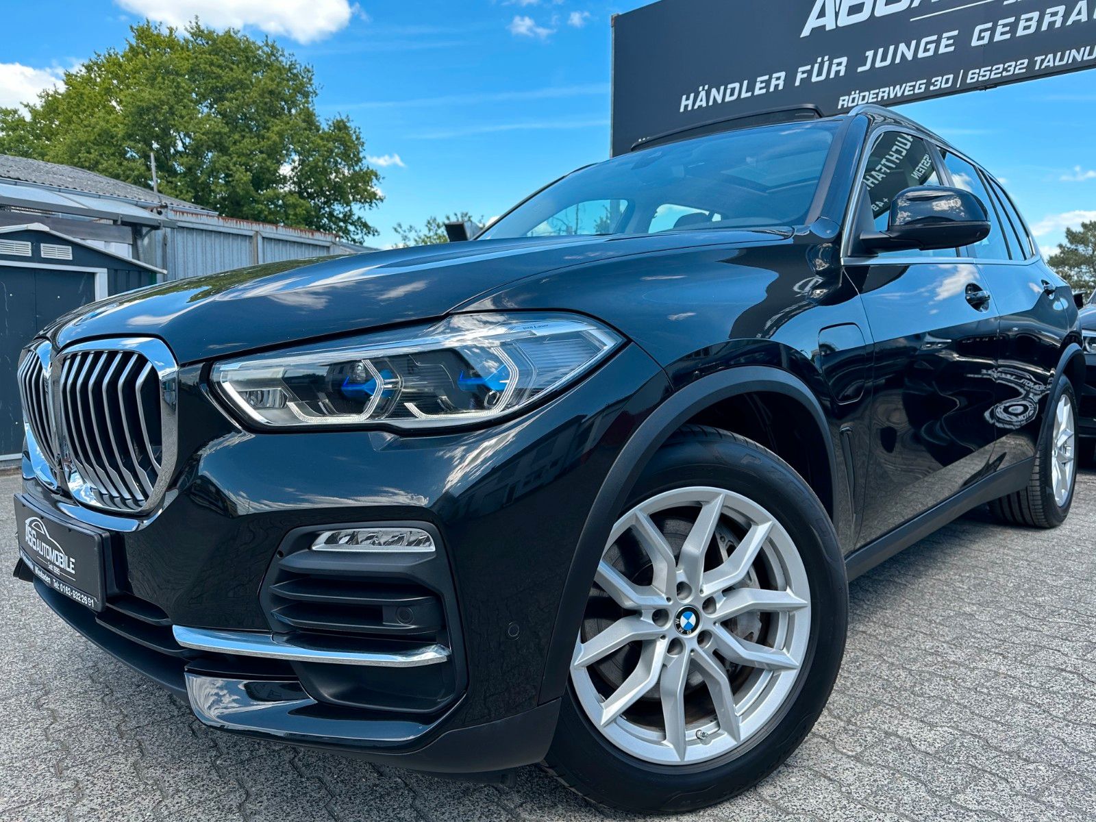 BMW X5 xDr45e xLine PANO*B&W*ACC*HUD*KomfSitz*Laser