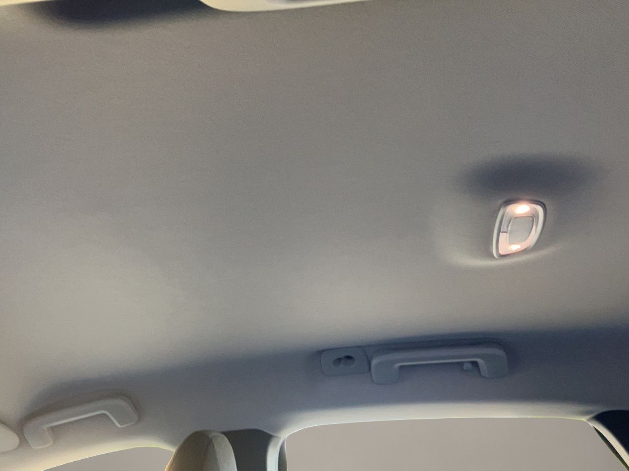 Volvo V40 T2 KINETIC NAVI KLIMAAUTOMATIK PDC Bluetooth