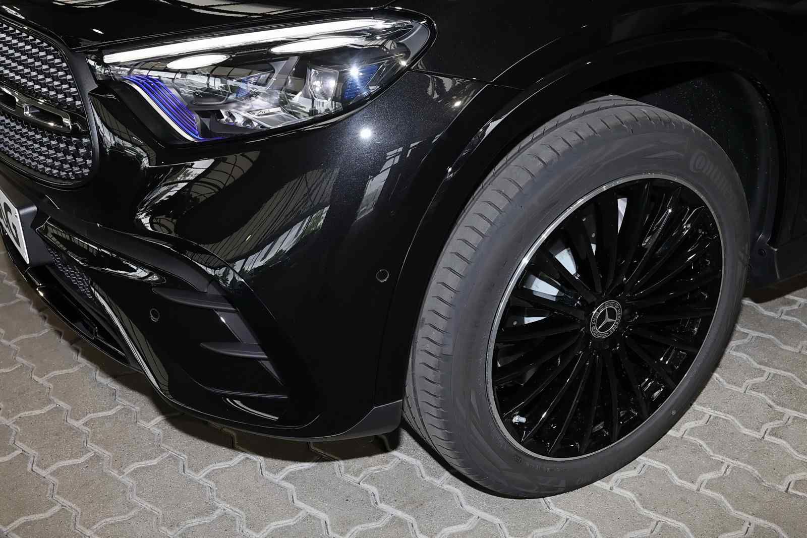 Mercedes-Benz GLC 300 de 4M AMG MBUX+360°+Pano+DIG-LED+Distro