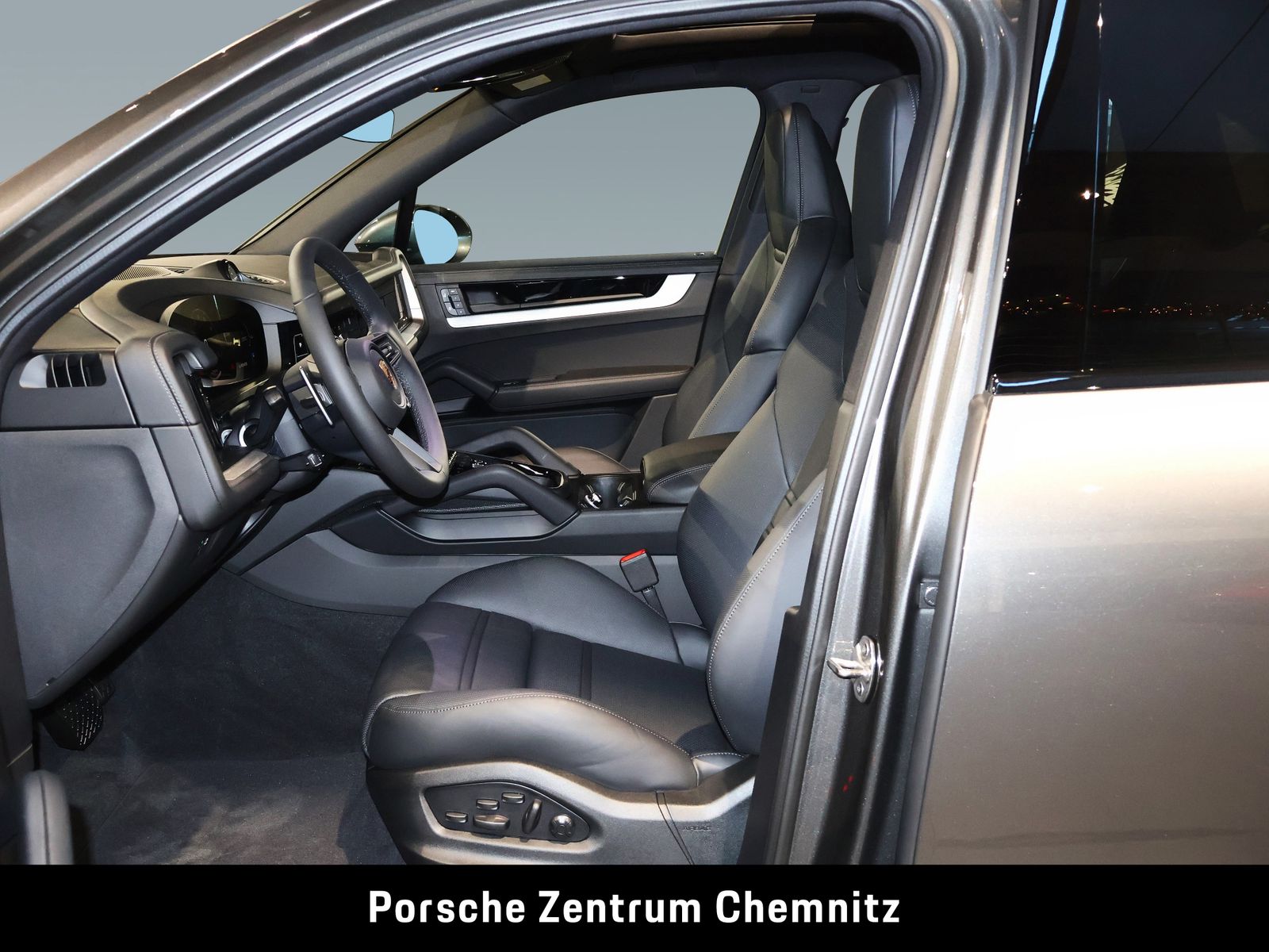 Porsche Cayenne E-Hybrid Sitzbelüft.;Head-Up;BOSE;Pano