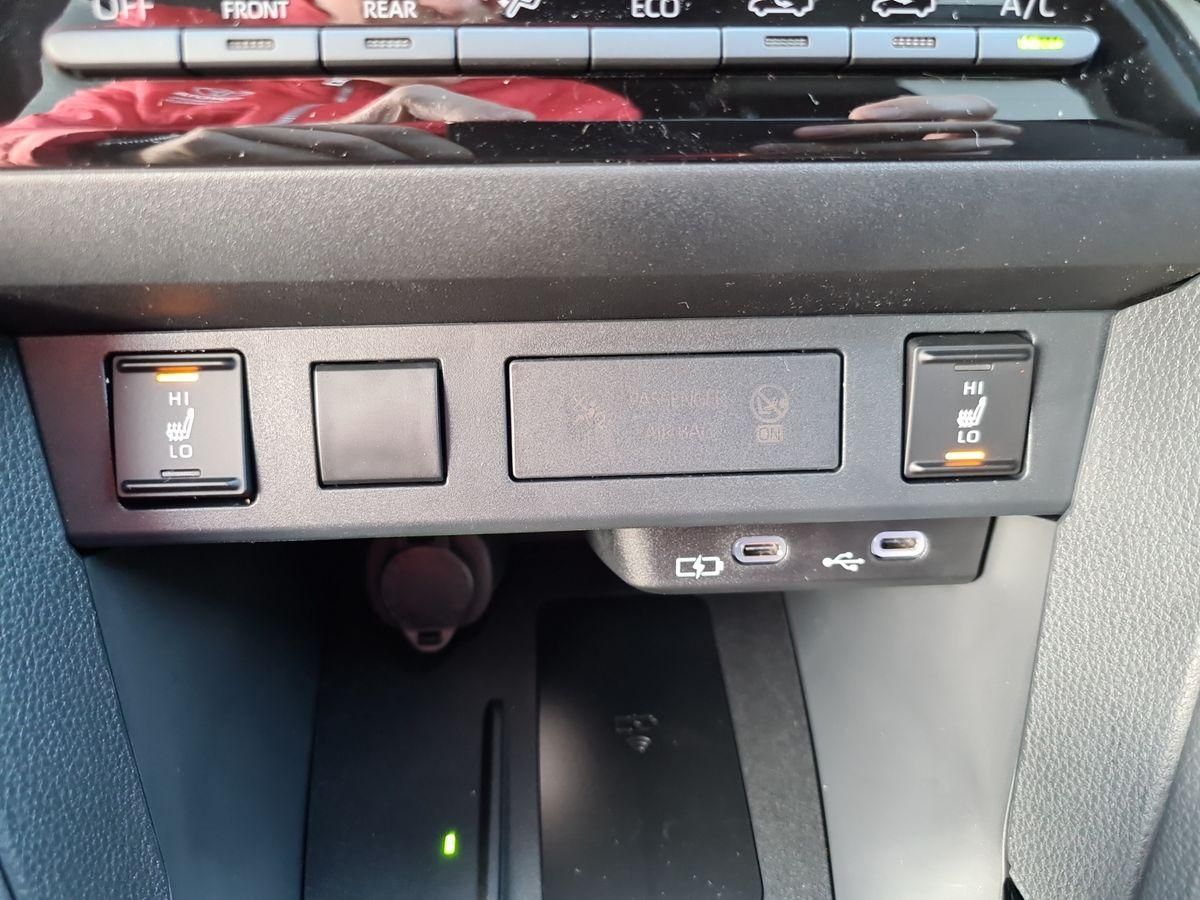 Toyota Yaris Cross Hybrid Teamplayer-SHZ+LED+ACC+LHZ