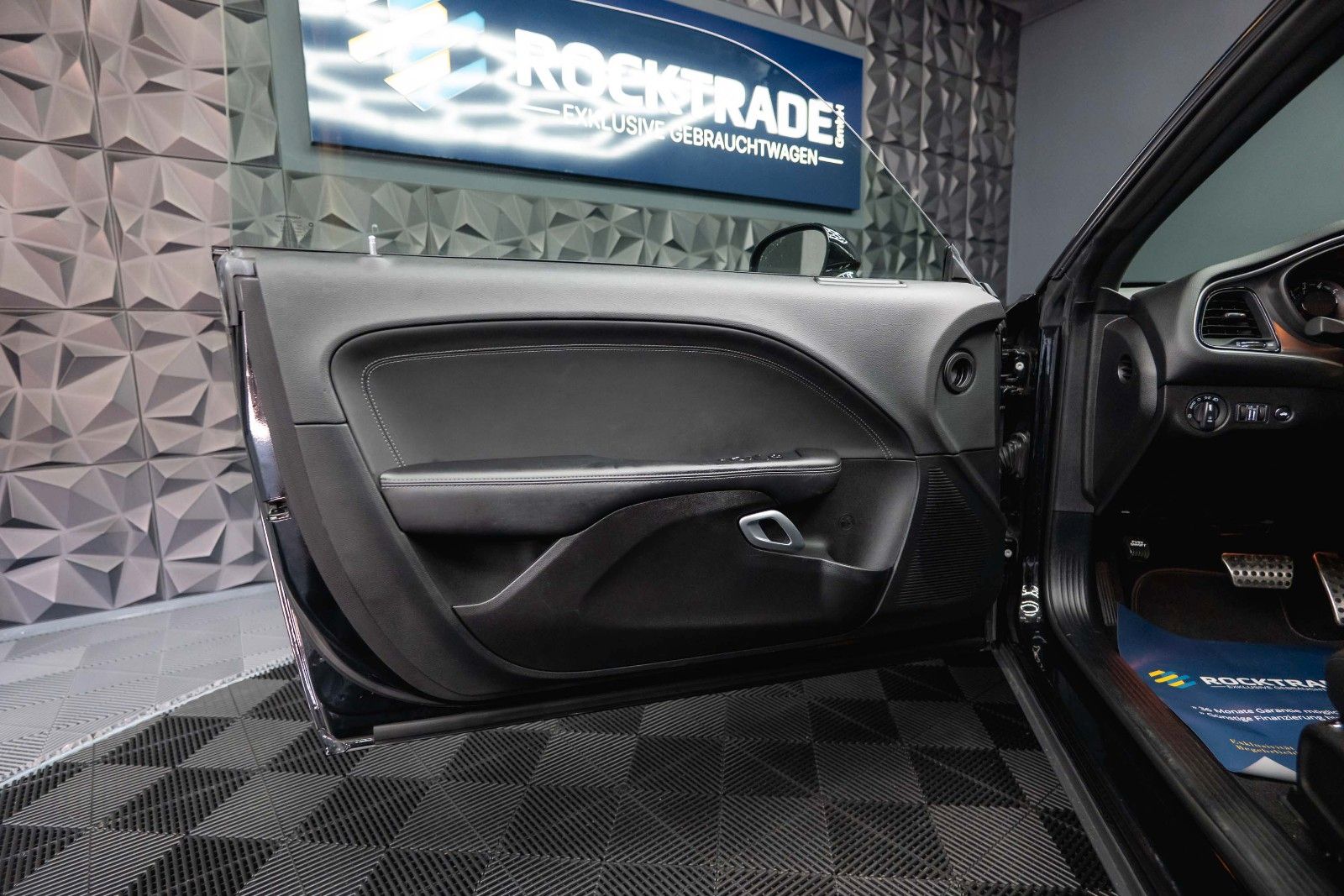 Dodge Challenger 5.7 V8 R/T SRT WIDE BODY *LED*19%*